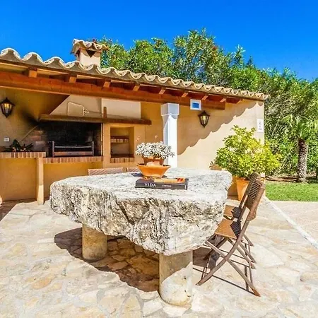 Charming Close To By Renthousing Вілла