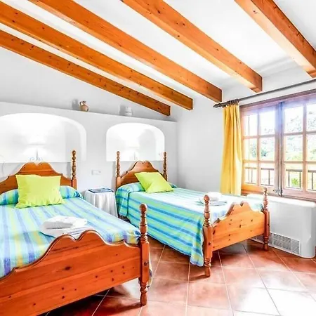 Villa Charming Close To By Renthousing Port de Pollenca